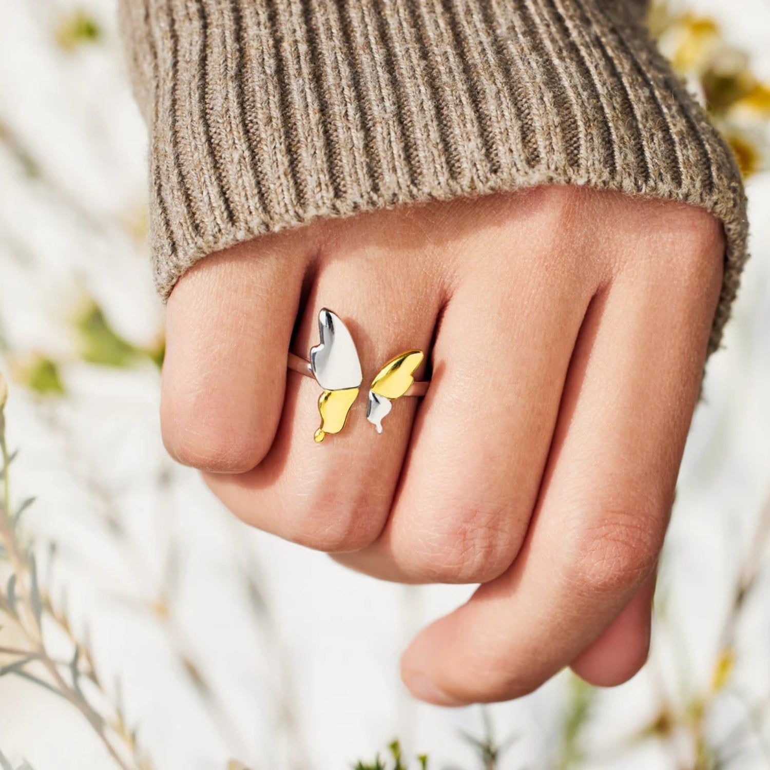 Delicate Balance Butterfly 925 Sterling Silver Ring