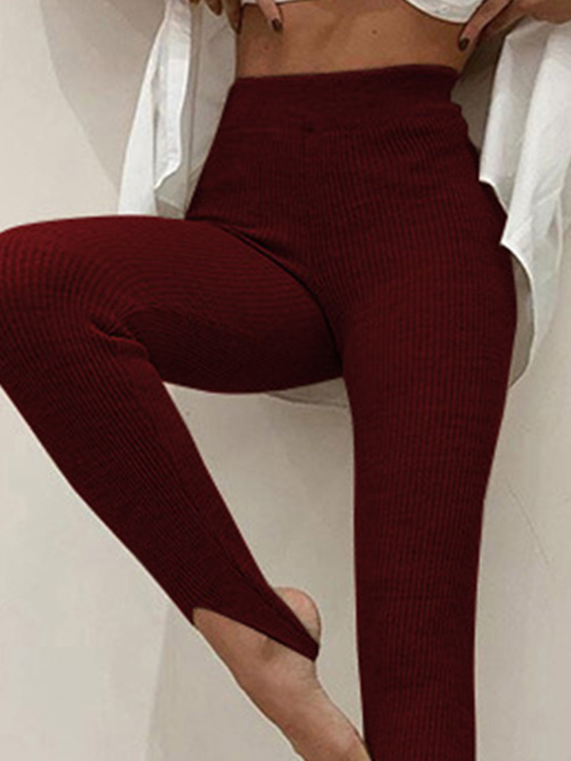 Throwback Ribbed Mid Waist Leggings