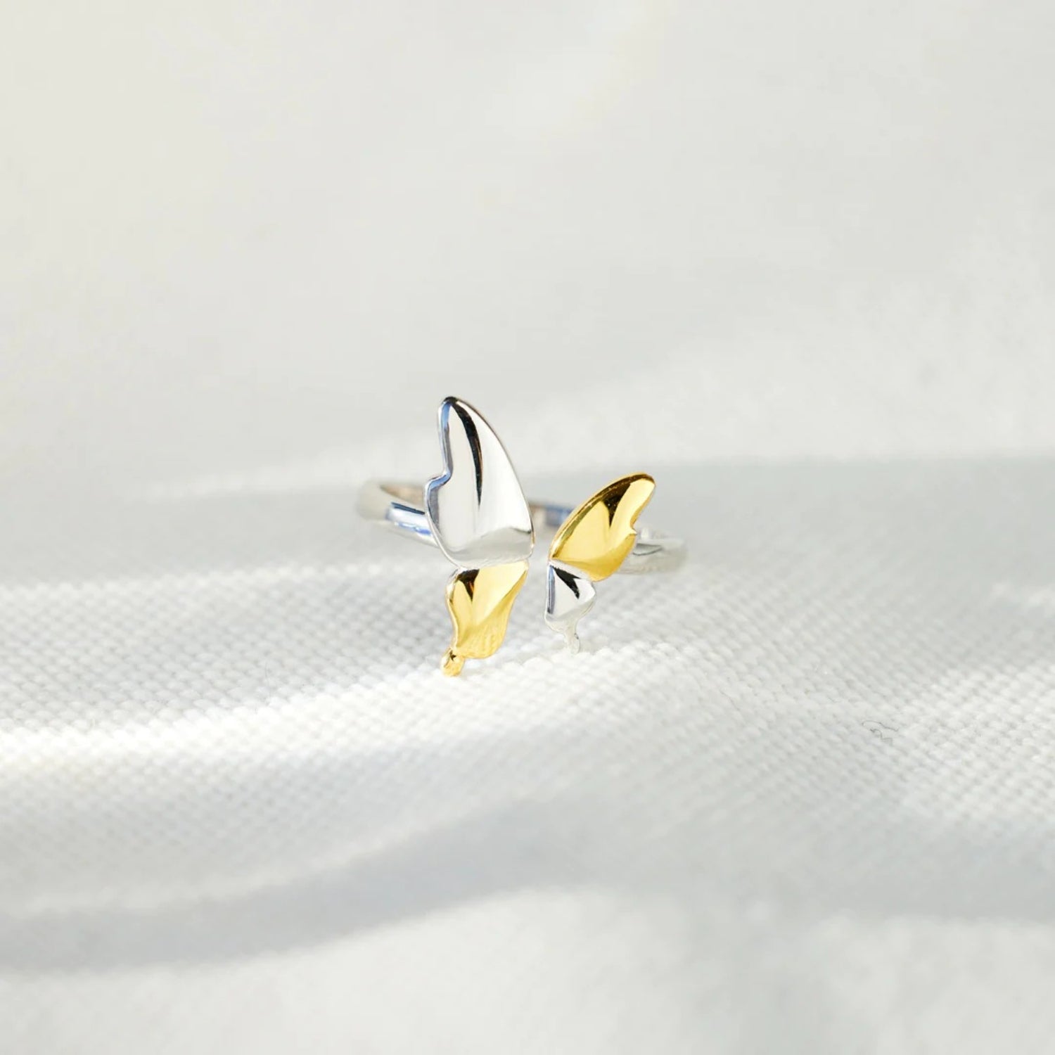 Delicate Balance Butterfly 925 Sterling Silver Ring