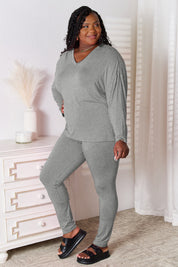 Deep Breaths Bamboo Lounge Set